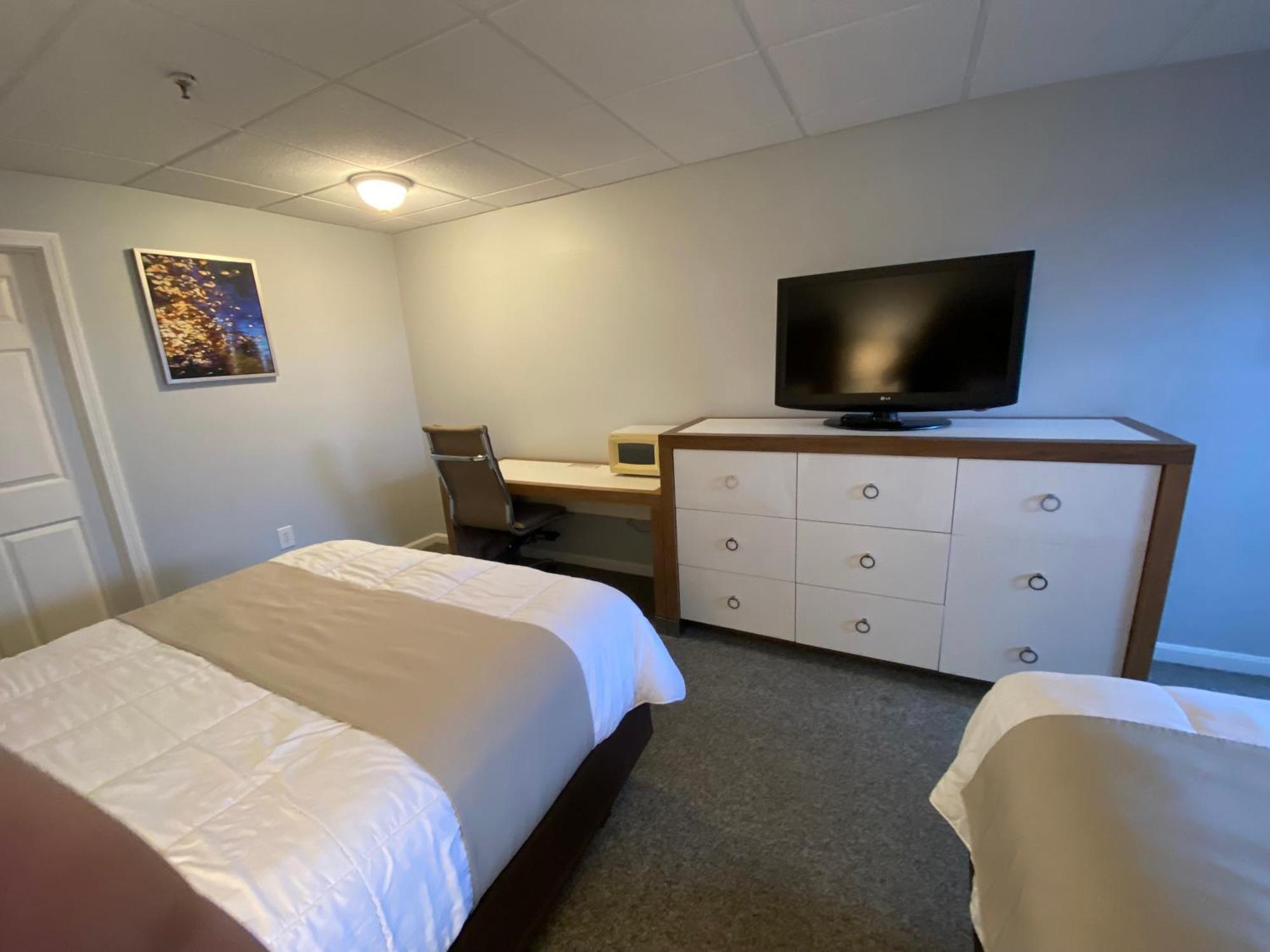 Winnisquam Lake Inn Тилтън Екстериор снимка