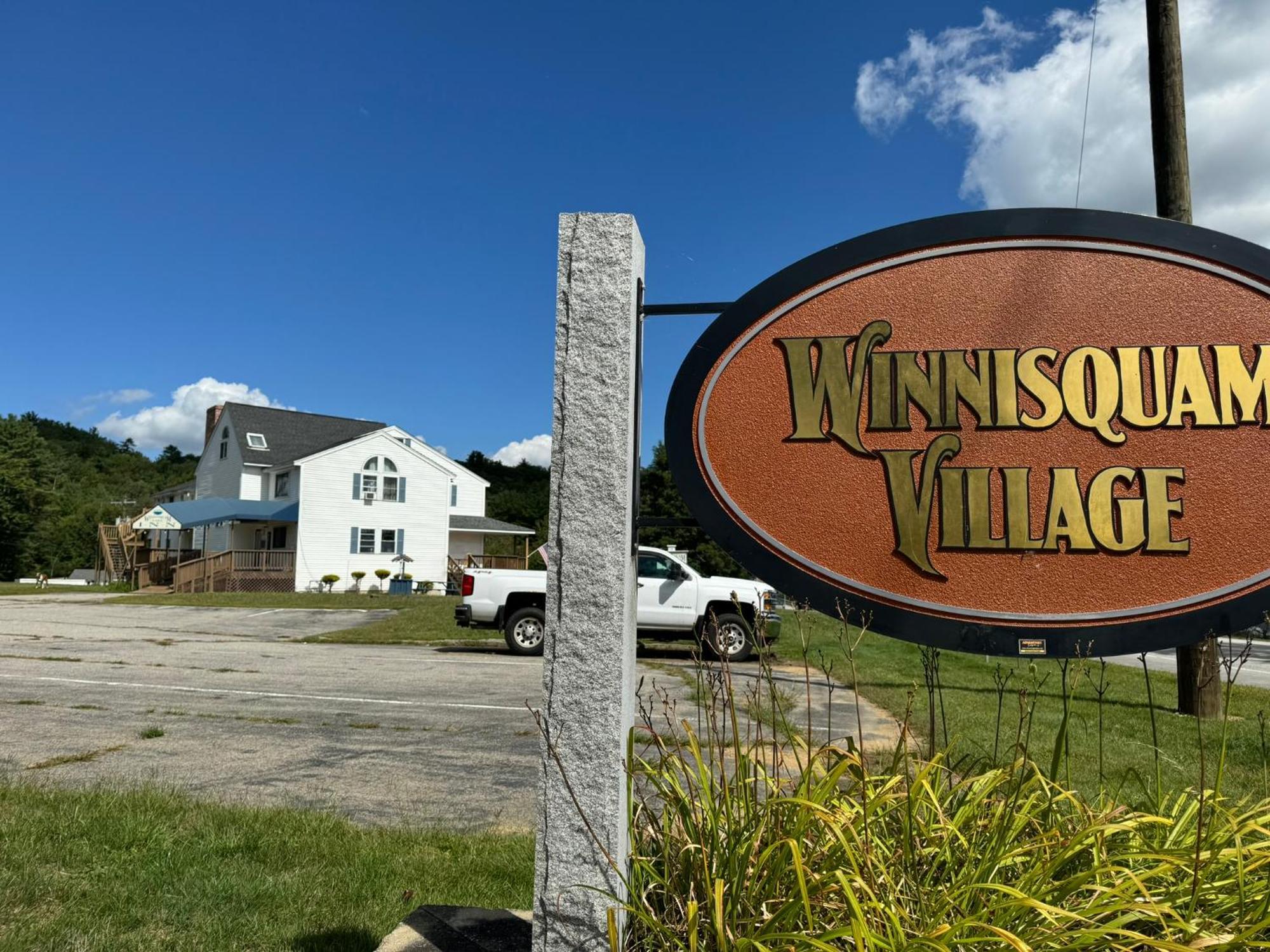 Winnisquam Lake Inn Тилтън Екстериор снимка