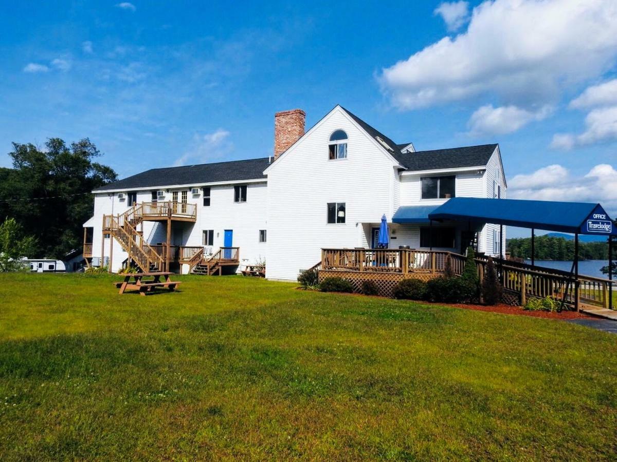 Winnisquam Lake Inn Тилтън Екстериор снимка