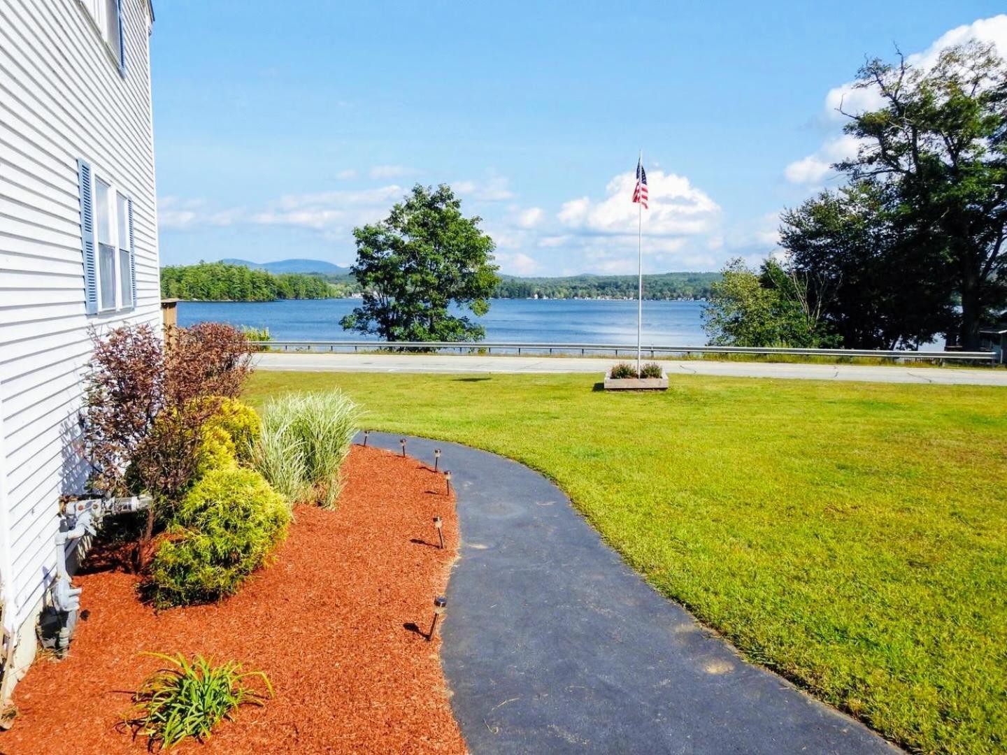 Winnisquam Lake Inn Тилтън Екстериор снимка