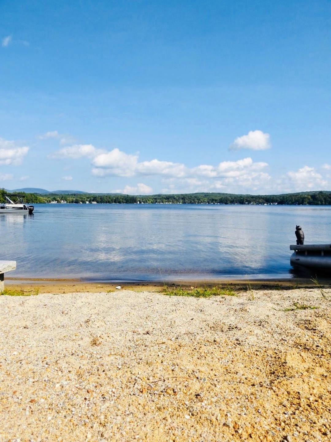 Winnisquam Lake Inn Тилтън Екстериор снимка